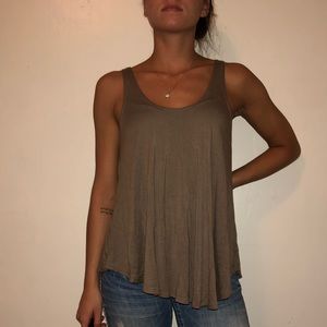 Swing tank top
